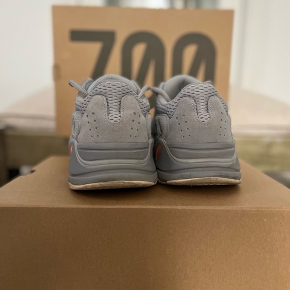 Adidas Yeezy Boost 700 Inertia - Picture 5 of 14